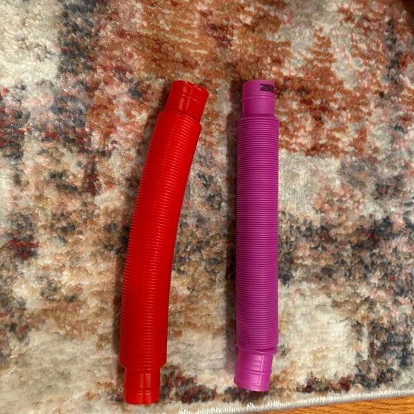 Fidgets 30 of assorted never played with - Picture 5 of 11